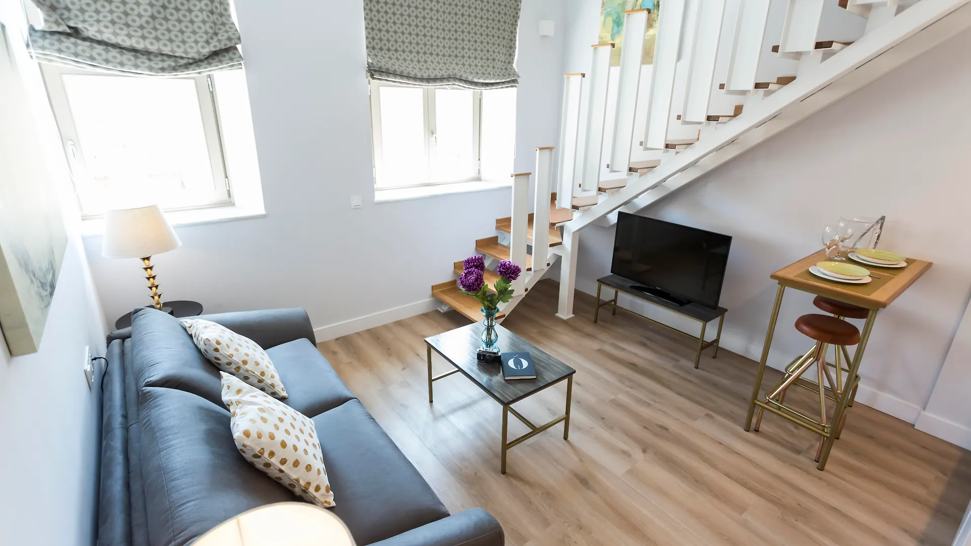 Casa De La Merced Suites Malaga Apartment