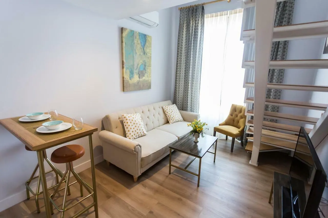 Casa De La Merced Suites Málaga